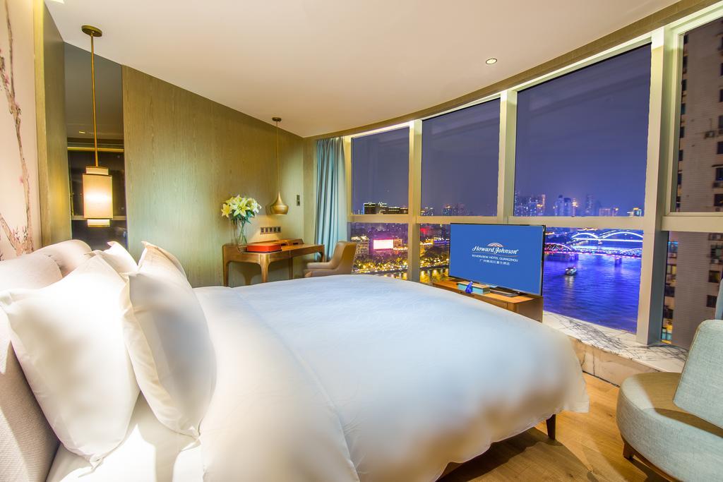Howard Johnson Riverview Hotel Guangzhou Exterior photo